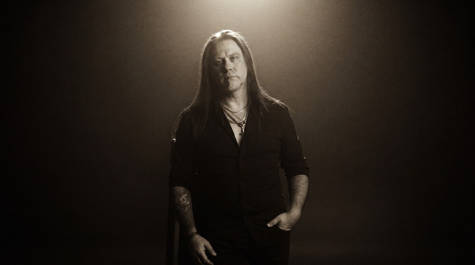 ALAX WILLIAM: DA POTÊNCIA DO ROCK À IDENTIDADE DO COUNTRY, UMA TRAJETÓRIA DE TRANSFORMAÇÃO MUSICAL